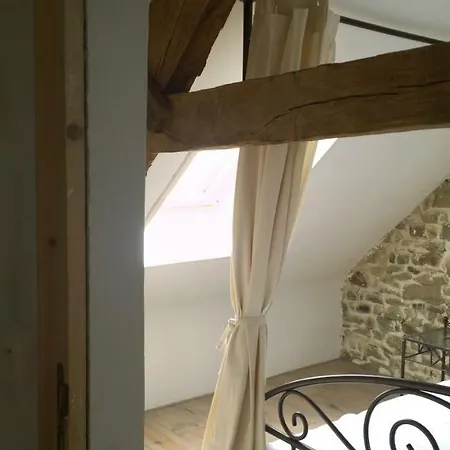 La Ferme Blanche * Menil-Vin