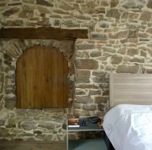 La Ferme Blanche Menil-Vin